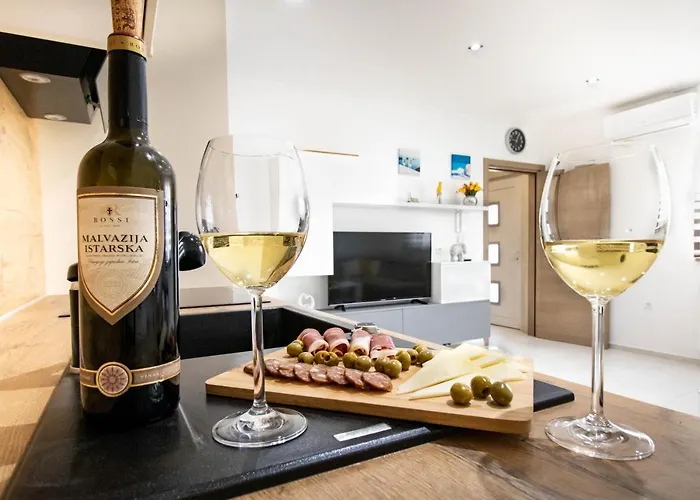 아파트 Juric - Free Covered Parking *